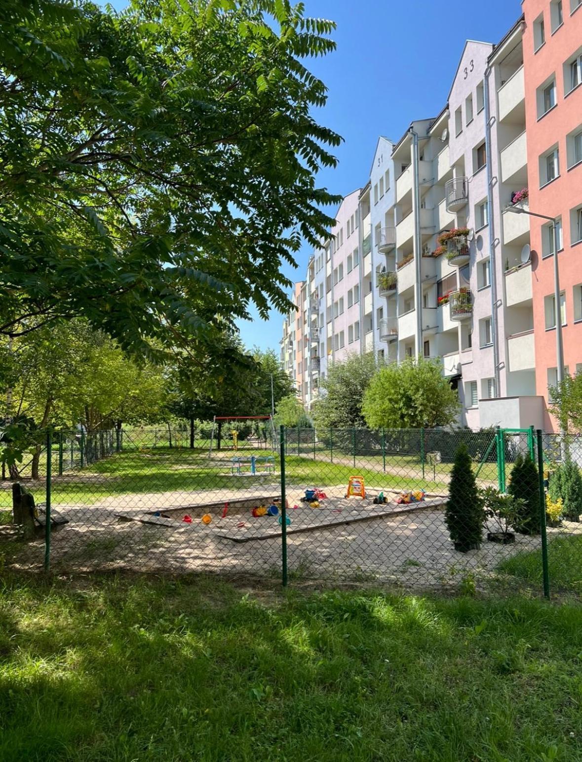 Mieszkanie 3 Pokojowe Dla Rodzin, Z Zabawkami, W Centrum Blisko Aquaparku Wroclaw Ngoại thất bức ảnh