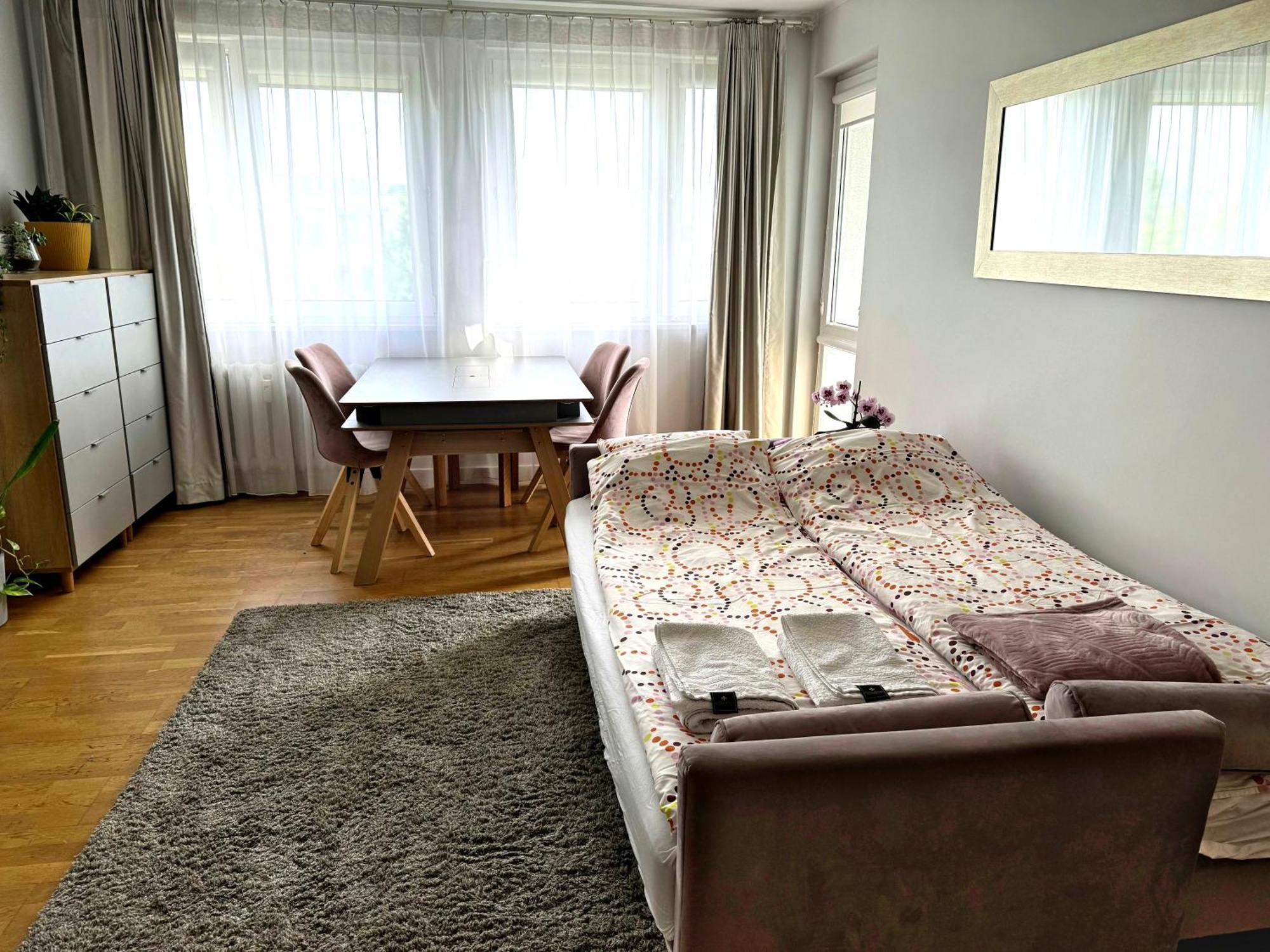 Mieszkanie 3 Pokojowe Dla Rodzin, Z Zabawkami, W Centrum Blisko Aquaparku Wroclaw Ngoại thất bức ảnh